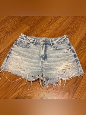 American Eagle Tomgirl Shorts